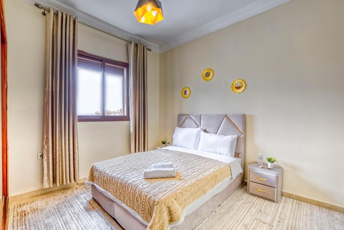 2chambre Et Salon Pres De La Et Des Commodites